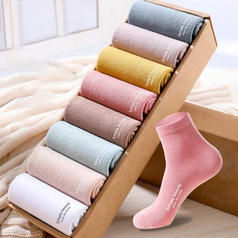 5 pairs/Lot Hot Sale Women Cotton Socks Simple Beauty English Words Pure Light/Dark Color Group High Quality Autumn Winter Socks
5 pairs/Lot Hot Sale Women Cotton Socks Simple Beauty English Words Pure Light/Dark Color Group High Quality Autumn Winter Socks