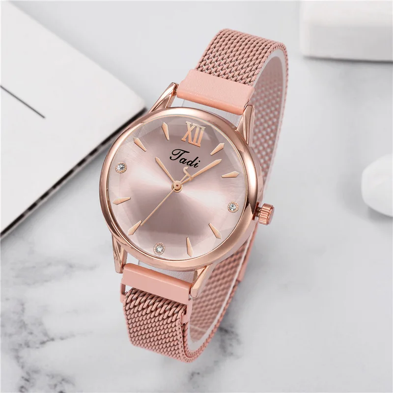 Luxury Women Watches Magnetic Rhinestone Female Clock Quartz Wristwatch Fashion Ladies Wrist Watch Reloj Mujer Relogio Feminino
Luxury Women Watches Magnetic Rhinestone Female Clock Quartz Wristwatch Fashion Ladies Wrist Watch Reloj Mujer Relogio Feminino