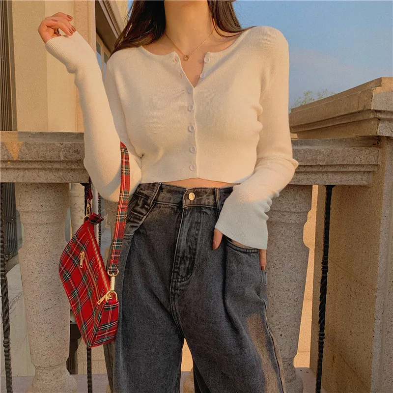 2021 The Latest Arrival of Casual Buttoned Long-Sleeved T-Shirt Tops Autumn Long-Sleeved Knitted Short Cardigan Casual Tops
2021 The Latest Arrival of Casual Buttoned Long-Sleeved T-Shirt Tops Autumn Long-Sleeved Knitted Short Cardigan Casual Tops