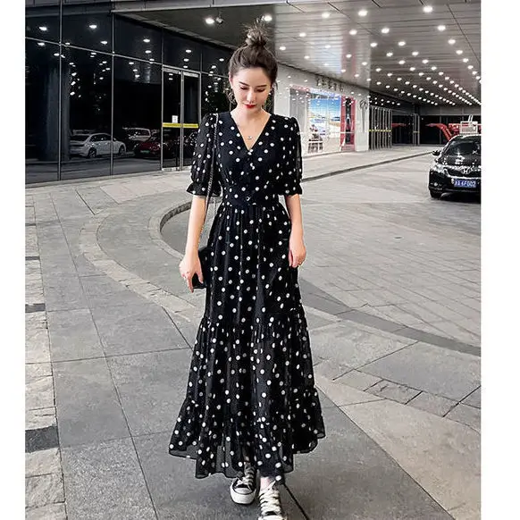 Chiffon floral dress 2021 summer new French V-neck temperament high waist Ruffle Dress
Chiffon floral dress 2021 summer new French V-neck temperament high waist Ruffle Dress