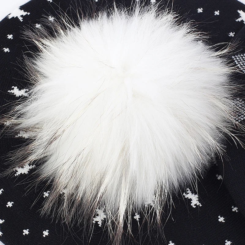Fashion Women Love Pentagram printing Beret with 15 cm Real Fur Pom Pom Female Bonnet Caps Spring Autumn Warm Walking Hat 
Fashion Women Love Pentagram printing Beret with 15 cm Real Fur Pom Pom Female Bonnet Caps Spring Autumn Warm Walking Hat