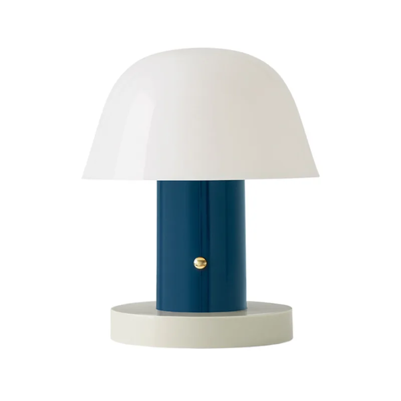 Internet celebrity Nordic creative children's room desk lamp creative model room designer model room LED desk lamp
Internet celebrity Nordic creative children's room desk lamp creative model room designer model room LED desk lamp