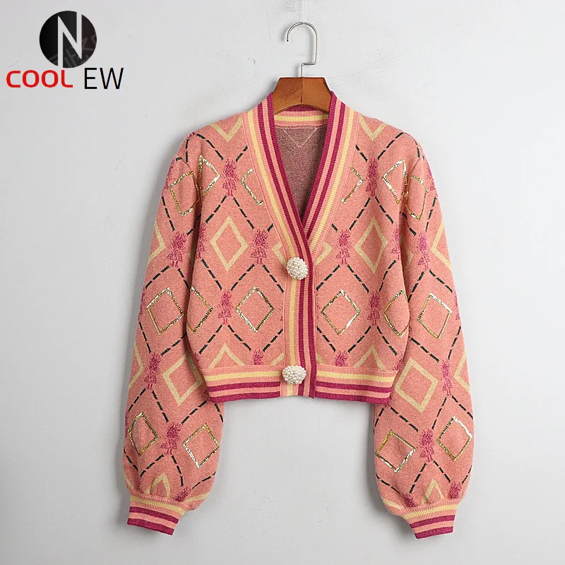 Lantern sleeve V-neck cardigan 2021 autumn and winter retro diamond plaid sequins short loose knit sweater jacket women
Lantern sleeve V-neck cardigan 2021 autumn and winter retro diamond plaid sequins short loose knit sweater jacket women