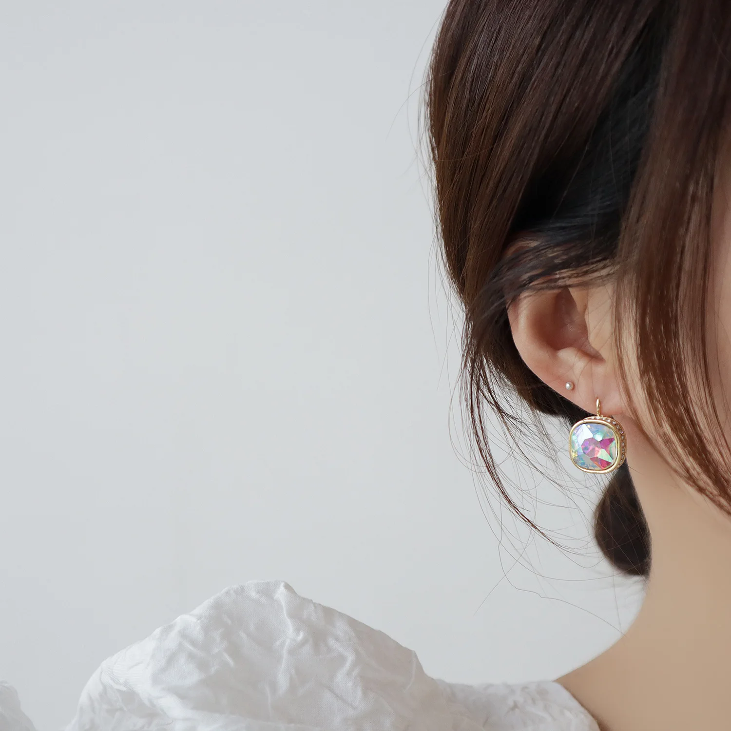 14k Real Gold Plated Fashion Jewelry Square Crystal Exquisite Simple Stud Earrings for Woman Holiday Party Elegant Earring
14k Real Gold Plated Fashion Jewelry Square Crystal Exquisite Simple Stud Earrings for Woman Holiday Party Elegant Earring