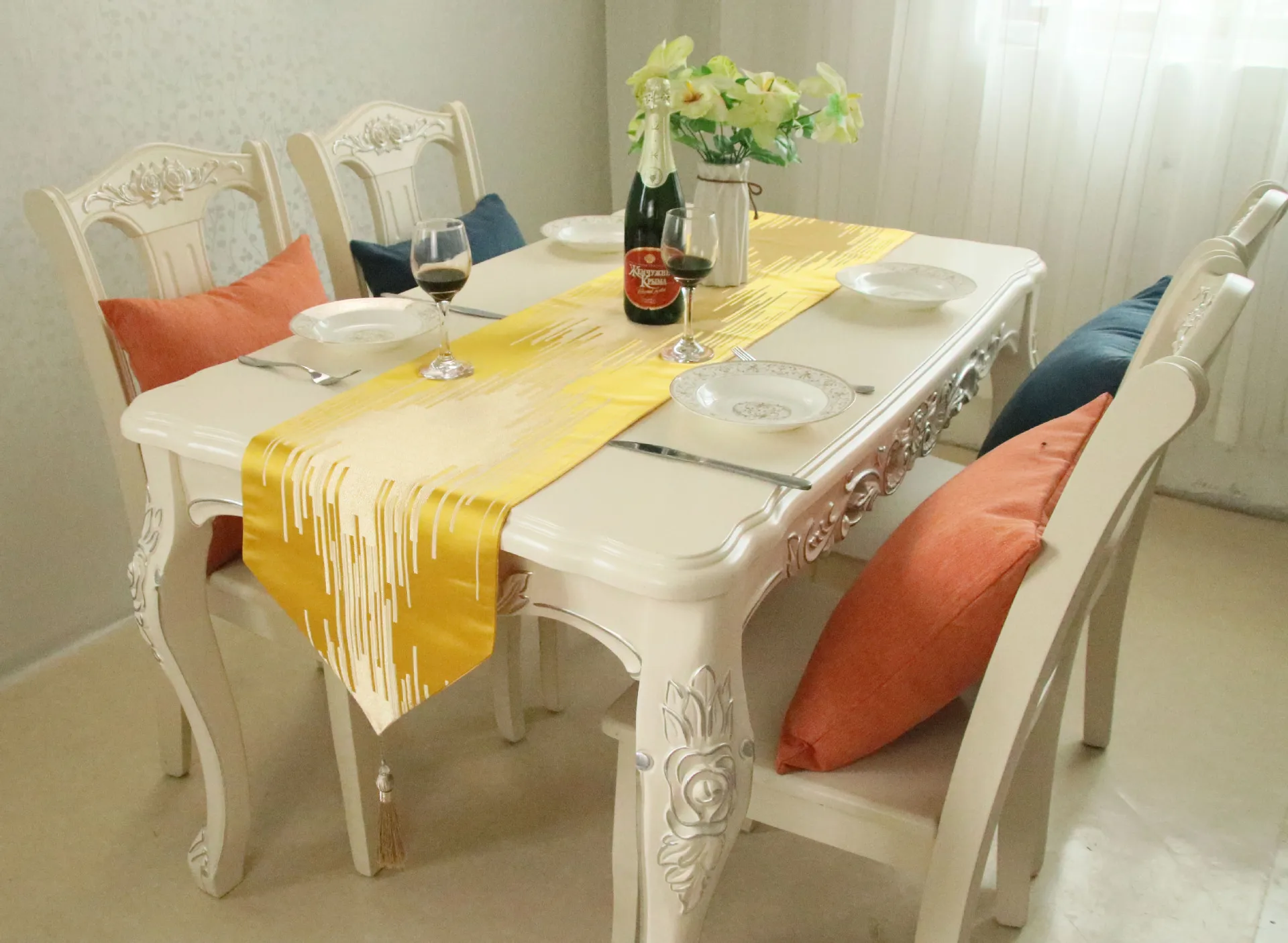 Nordic Light Luxury High Precision Piano Key Stripe Table Flag Tea Table Shoe Cabinet Cover Cloth Hotel Home Bed Flag Decoration
Nordic Light Luxury High Precision Piano Key Stripe Table Flag Tea Table Shoe Cabinet Cover Cloth Hotel Home Bed Flag Decoration