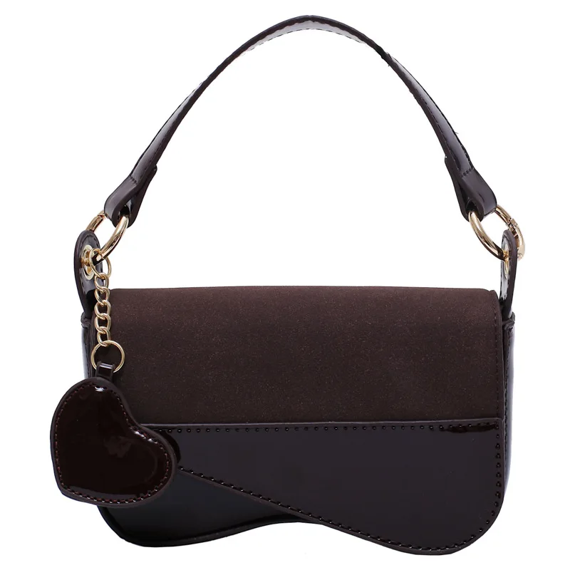 High Quality Matte Color Matching Fashion Handbag 2021 New Patent Leather Love Pendant Shoulder Bag Retro Messenger Female Bag
High Quality Matte Color Matching Fashion Handbag 2021 New Patent Leather Love Pendant Shoulder Bag Retro Messenger Female Bag