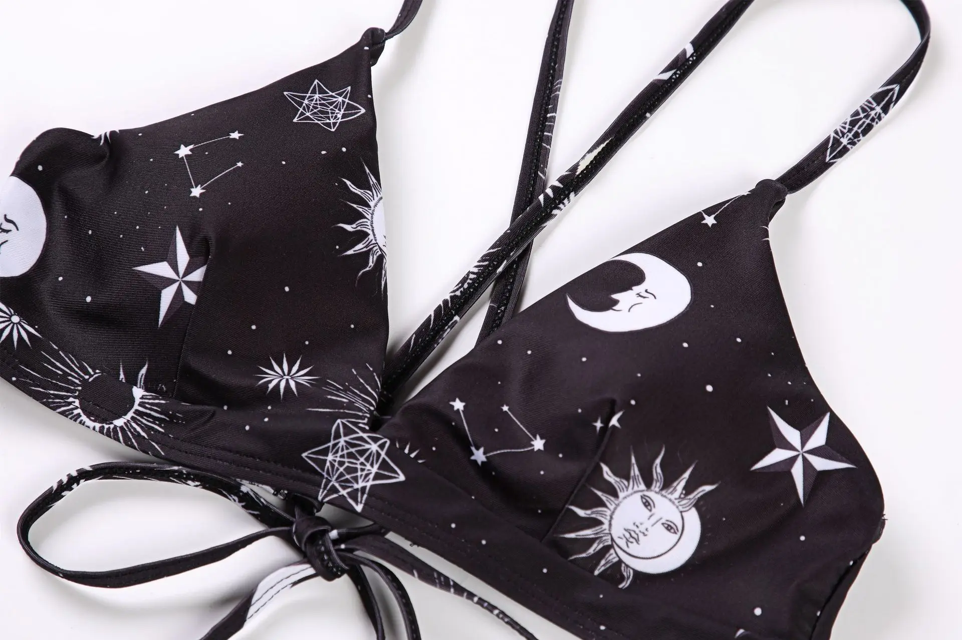 Donsignet New Summer Sexy Bikini 2021 Woman Print Lace Swimsuit Bikini Set Suit Bikini Mujer Swimming Suit for Women Bikinis
Donsignet New Summer Sexy Bikini 2021 Woman Print Lace Swimsuit Bikini Set Suit Bikini Mujer Swimming Suit for Women Bikinis