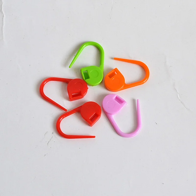 50Pcs/Set Mini Knitting Crochet Locking Stitch Markers Wool Sweater Knitting Tool 
50Pcs/Set Mini Knitting Crochet Locking Stitch Markers Wool Sweater Knitting Tool