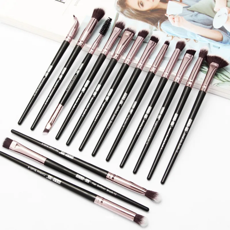 15pcs Beauty Makeup Brushes Eye Cosmetic Brush With 4pcs Drop-shaped Powder Puff Soft Makeup Brushes Makeup Egg Set
15pcs Beauty Makeup Brushes Eye Cosmetic Brush With 4pcs Drop-shaped Powder Puff Soft Makeup Brushes Makeup Egg Set