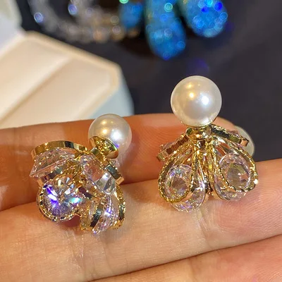 Dream Crystal Earrings For Women Pearl Earrings Before And After Wearing Dual-Purpose Temperament Personality Korean New Fashion
Dream Crystal Earrings For Women Pearl Earrings Before And After Wearing Dual-Purpose Temperament Personality Korean New Fashion