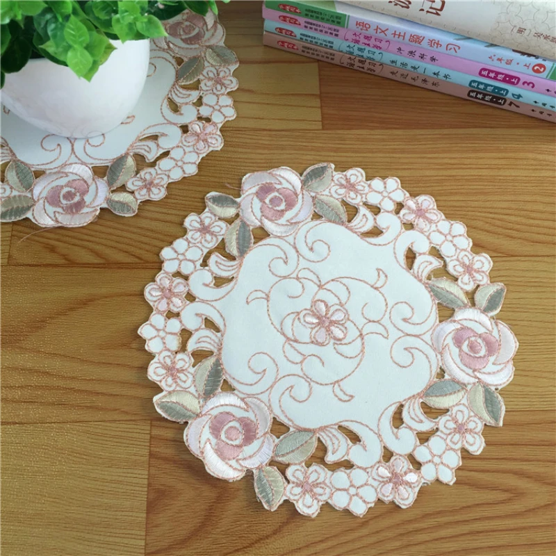 European Style Cup Mat Coffee Pad Mat Table Mat Disc Pad Heat Insulation Pad Vase Pad Tablecloth Christmas Wedding Decoration
European Style Cup Mat Coffee Pad Mat Table Mat Disc Pad Heat Insulation Pad Vase Pad Tablecloth Christmas Wedding Decoration