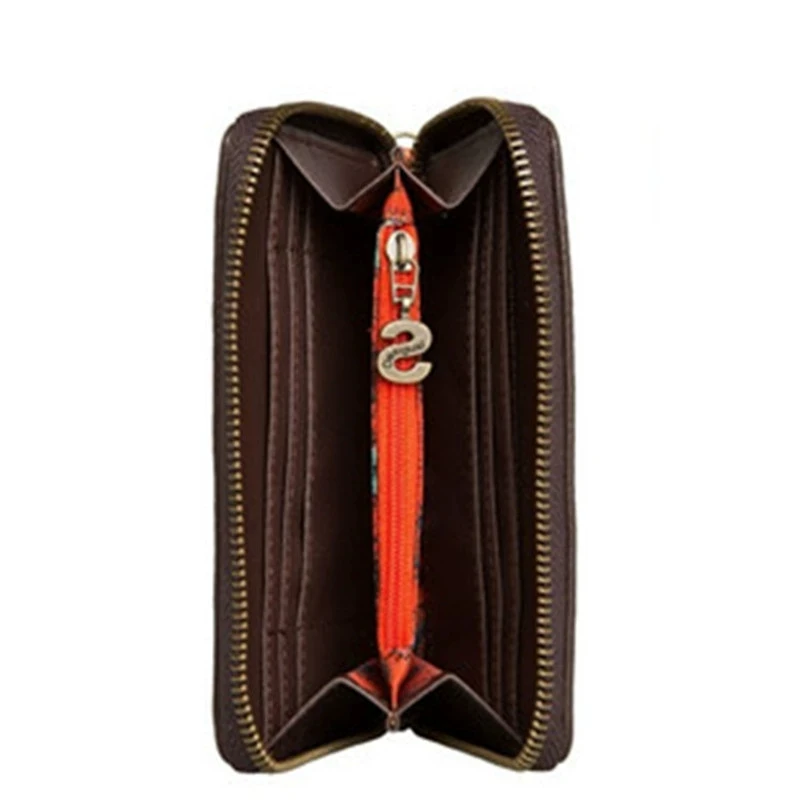 Foreign Trade Spain D Fashion Purse Ladies Short Zero Purse Card Bag Print Alphabetic Coin Purse popular logo
Foreign Trade Spain D Fashion Purse Ladies Short Zero Purse Card Bag Print Alphabetic Coin Purse popular logo