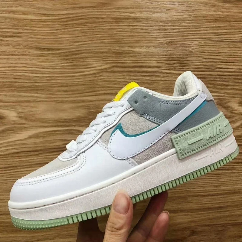 SCHNIKE-Air Force Color Shade Women's Shoes New season sneakers tennis shoes Training women's sports shoes replica
SCHNIKE-Air Force Color Shade Women's Shoes New season sneakers tennis shoes Training women's sports shoes replica