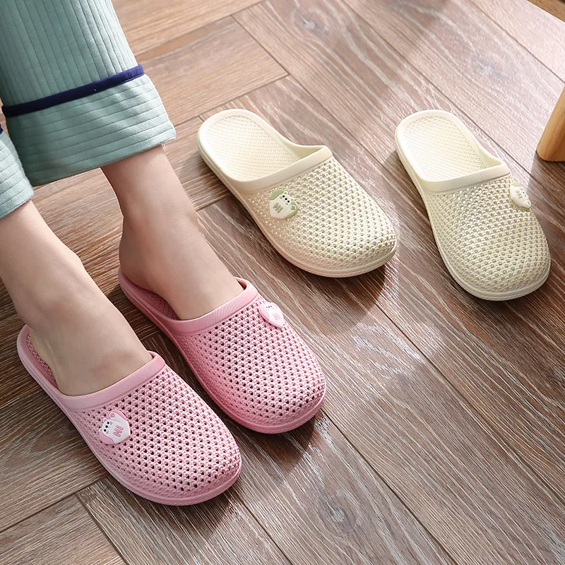 Female Home Slippers Close Toe Cut-out Summer Shoes Woman Fashion Slides Anti-slip Outside Ladies Beach Bathroom Slippers
Female Home Slippers Close Toe Cut-out Summer Shoes Woman Fashion Slides Anti-slip Outside Ladies Beach Bathroom Slippers