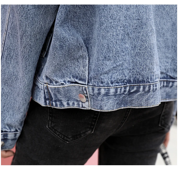 ZQLZ Autumn Denim Jacket Women 2020 New Embroidery Letter Streetwear Jeans Jacket Black Overcoat Spring Short Jean Coat Female
ZQLZ Autumn Denim Jacket Women 2020 New Embroidery Letter Streetwear Jeans Jacket Black Overcoat Spring Short Jean Coat Female