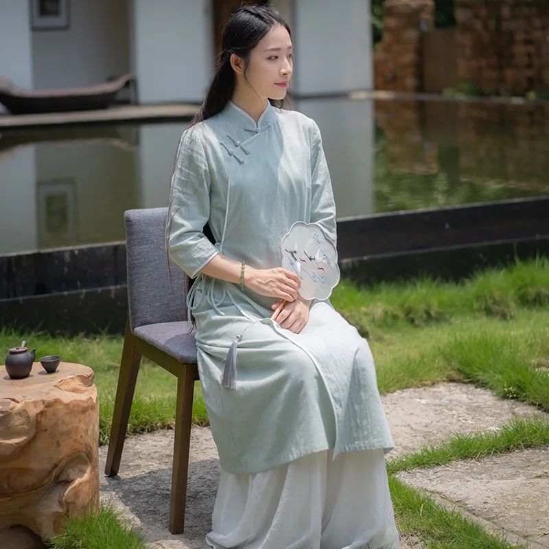 Modern hanfu New Chinese traditional clothing Chinese improved cheongsam Literary retro dress Elegant woman Tea Zen Linen dress
Modern hanfu New Chinese traditional clothing Chinese improved cheongsam Literary retro dress Elegant woman Tea Zen Linen dress