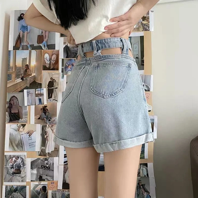 Jeans for Women High Waist Denim Shorts Ladies Straight Summer Thin New Design Sense Niche Open Waist Wide Leg Pants
Jeans for Women High Waist Denim Shorts Ladies Straight Summer Thin New Design Sense Niche Open Waist Wide Leg Pants