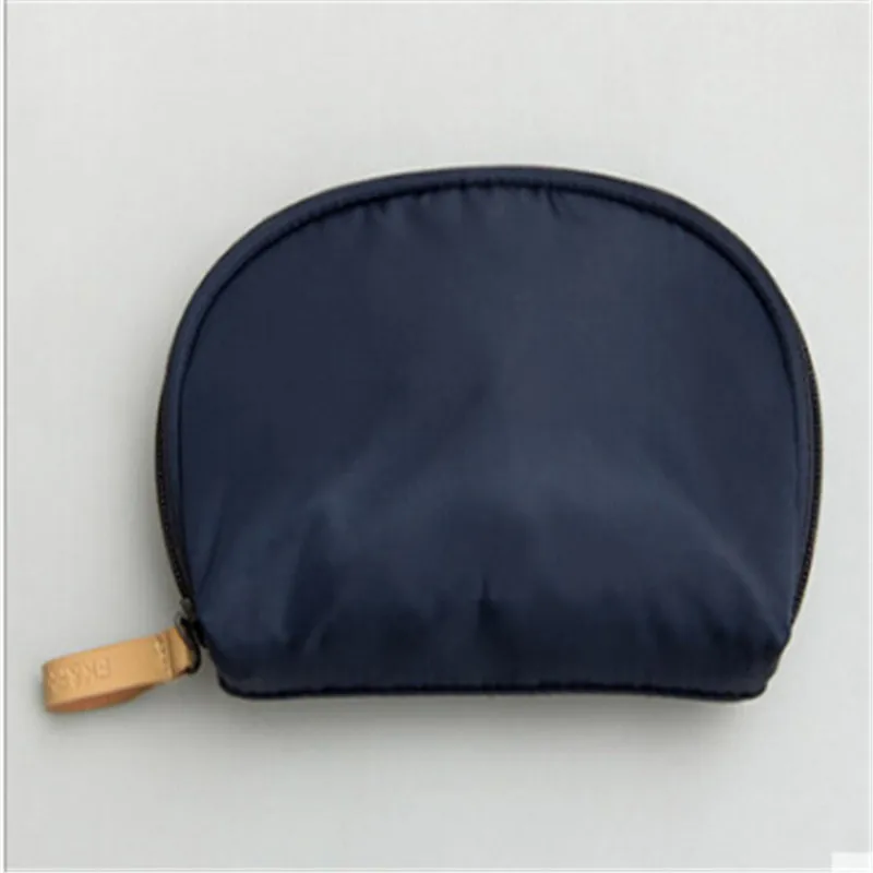 New Nylon Waterproof Zipper Shell Shaped Clutch Purse Travel Mini Cosmetic Bag Toiletry Makeup Storage Bag
New Nylon Waterproof Zipper Shell Shaped Clutch Purse Travel Mini Cosmetic Bag Toiletry Makeup Storage Bag