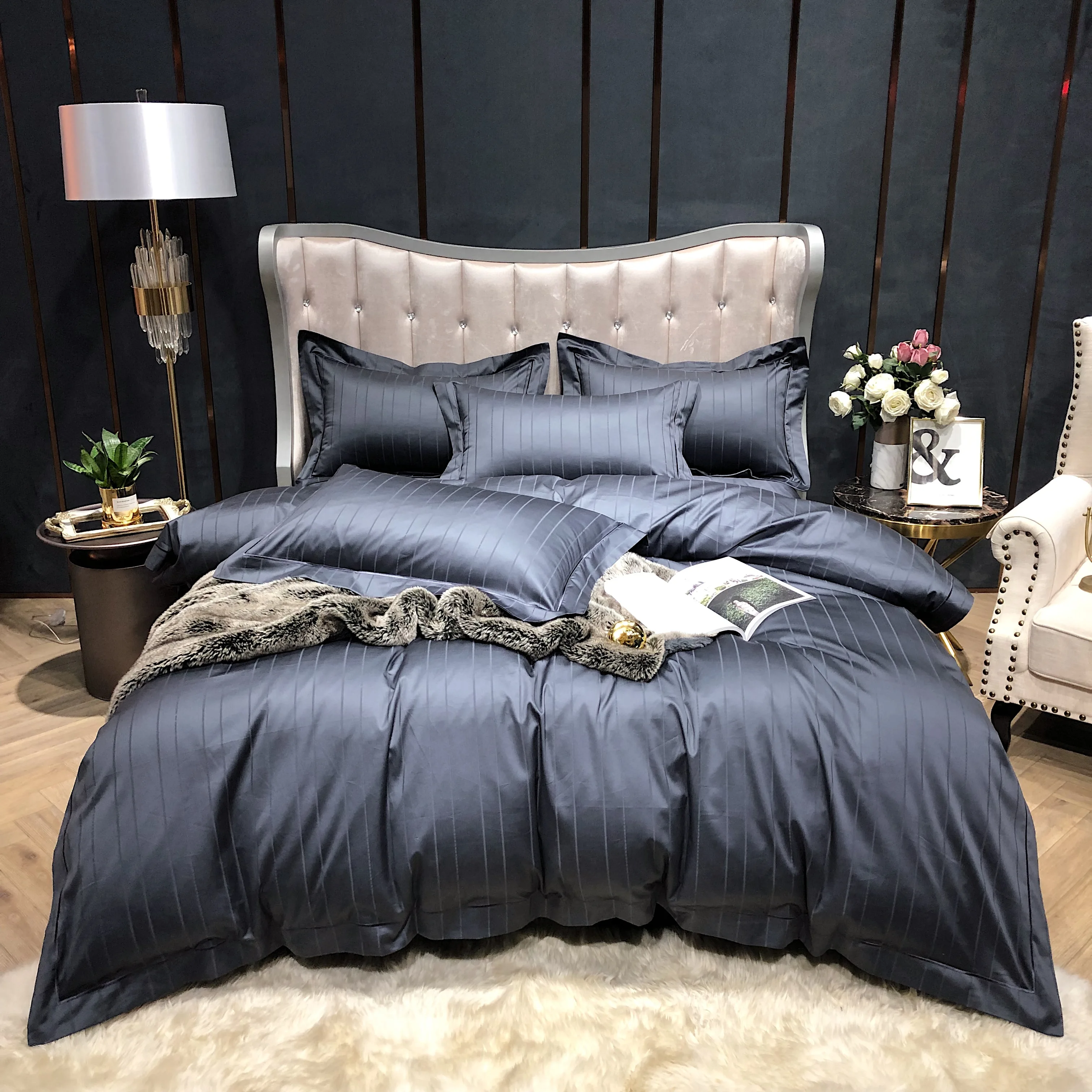 100S White Luxury Silky Egyptian Cotton Bedding set Chic Jacquard Embroidery Stripes Queen King size Duvet cover bed sheet set
100S White Luxury Silky Egyptian Cotton Bedding set Chic Jacquard Embroidery Stripes Queen King size Duvet cover bed sheet set