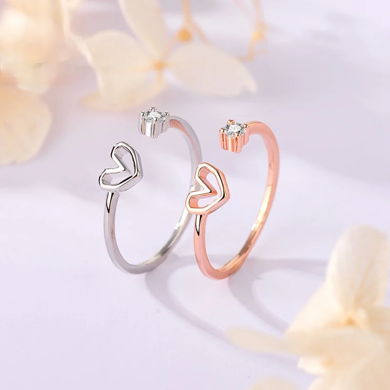 New Hollow Love Heart Opening Ring Korean Fresh Lovely Girl CZ White Crystal Ring Fashion Charm Lady Wedding Anniversary Jewelry
New Hollow Love Heart Opening Ring Korean Fresh Lovely Girl CZ White Crystal Ring Fashion Charm Lady Wedding Anniversary Jewelry