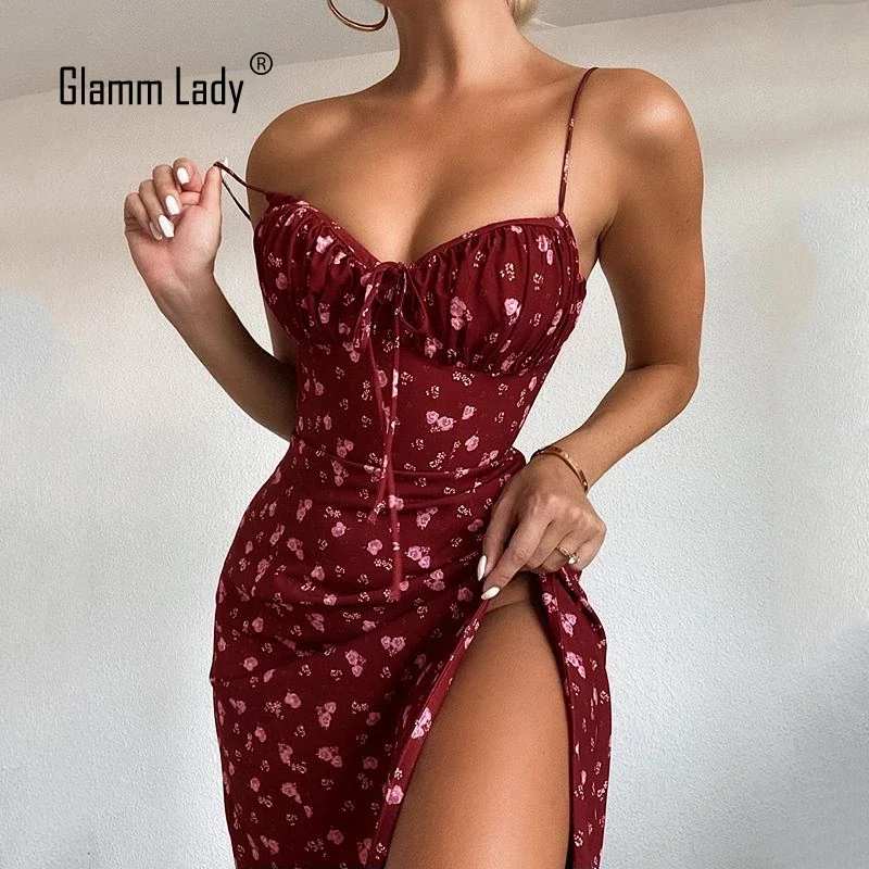 Женское платье на тонких бретелях Glamm, с принтом, повседневное, облегающее, для клуба, вечеринки, на осень
Женское платье на тонких бретелях Glamm, с принтом, повседневное, облегающее, для клуба, вечеринки, на осень