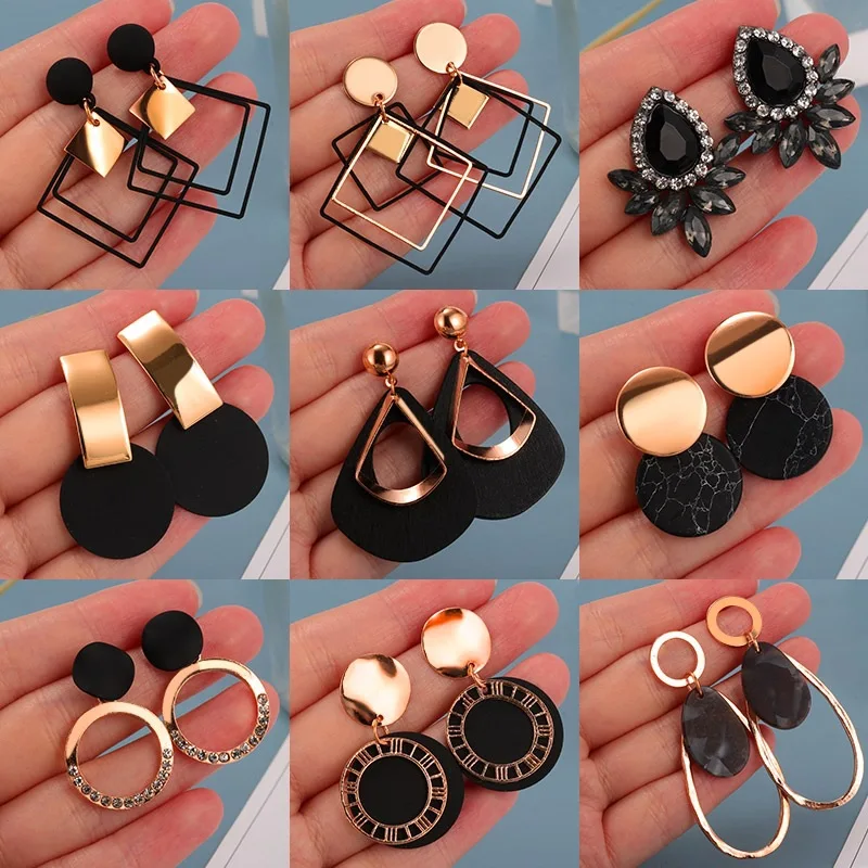 Bilandi Fashion Statement Earrings For Women Golden Plating Black Cute Arcylic Geometric Dangle Drop Earings Modern Jewelry
Bilandi Fashion Statement Earrings For Women Golden Plating Black Cute Arcylic Geometric Dangle Drop Earings Modern Jewelry