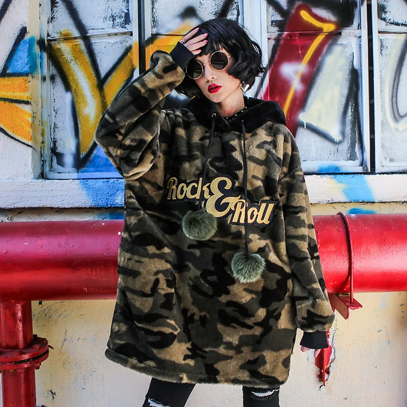2020 new camouflage plush hooded sweater jacket women winter casual loose long plush women's jacket trend
2020 new camouflage plush hooded sweater jacket women winter casual loose long plush women's jacket trend