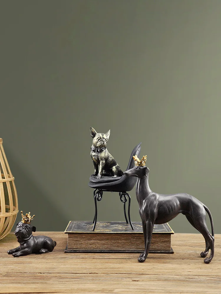 Retro Crown Dog Statue Home Decoration Accessories Figurine Living Room Pug Sitting On A Stool Ornament Office Gifts
Retro Crown Dog Statue Home Decoration Accessories Figurine Living Room Pug Sitting On A Stool Ornament Office Gifts