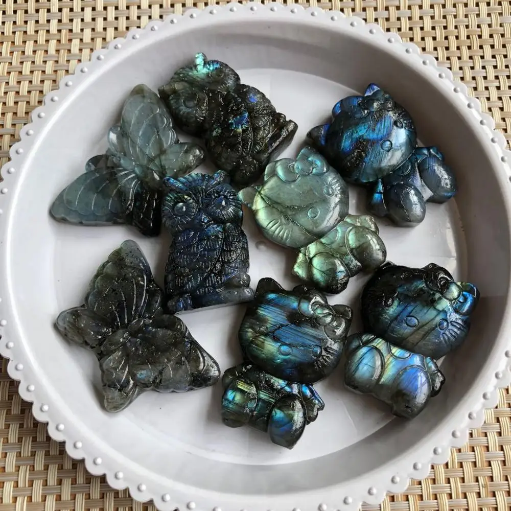 Beautiful Natural Labradorite Crystal Carved Owl Butterfly Gemstone Crystal Animal For Decoration Gift
Beautiful Natural Labradorite Crystal Carved Owl Butterfly Gemstone Crystal Animal For Decoration Gift