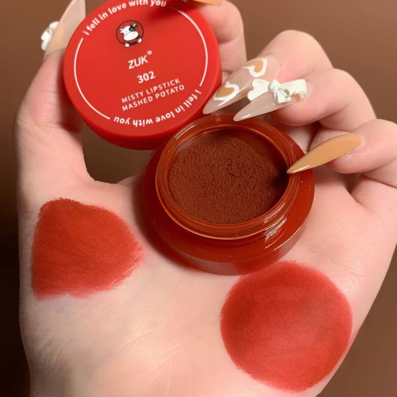 1PC Lasting Moisturizing Lip Mud Canned Mousse Matte Lipstick Lasting Coloring Lip Glaze Fashionable Female Lip Cosmetics TSLM1
1PC Lasting Moisturizing Lip Mud Canned Mousse Matte Lipstick Lasting Coloring Lip Glaze Fashionable Female Lip Cosmetics TSLM1