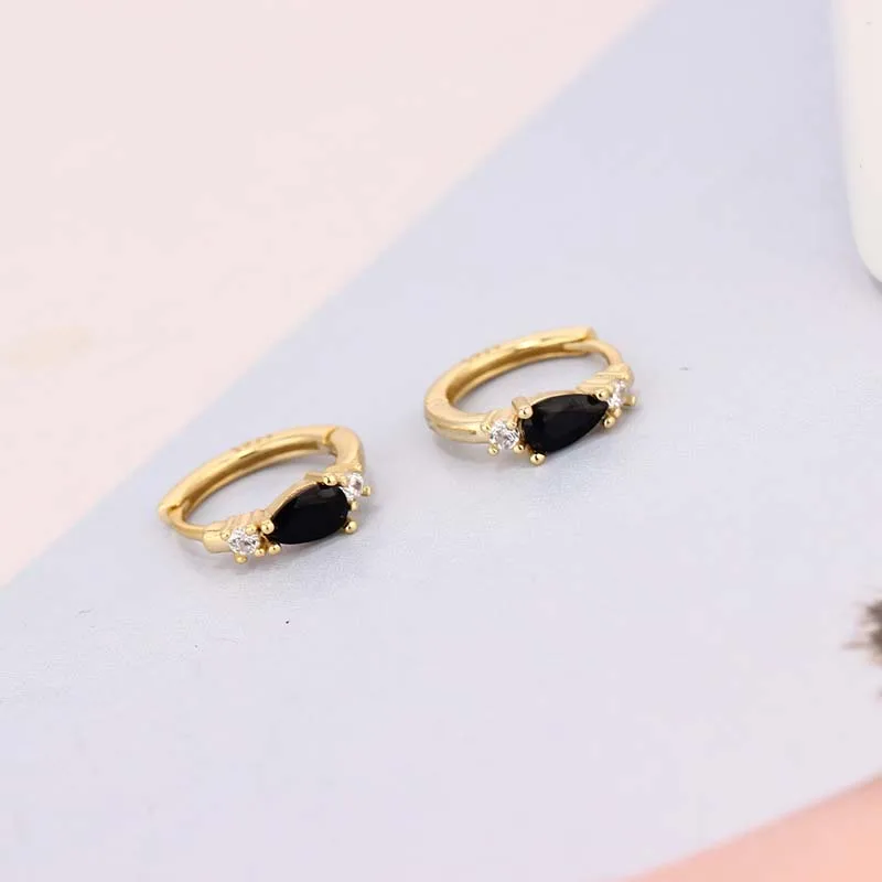 

Black Zircon Piercing Clips Huggies Small Hoops Earrings for Women Rock Punk Jewelry Fashion CZ Pave Round Piercing Pendientes