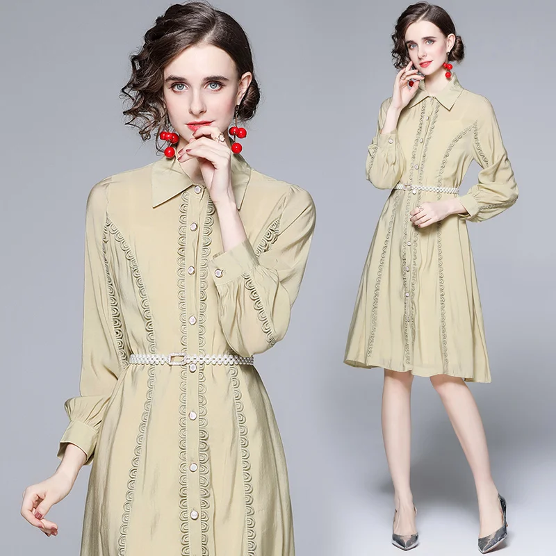 Женское винтажное платье-блузка с длинным рукавом и отложным воротником
Женское винтажное платье-блузка с длинным рукавом и отложным воротником