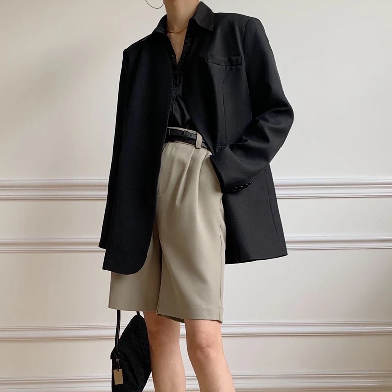 TWOTWINSTLYE Casual Pants For Female High Waist Slimming Pure Color Women's Casual Wide Leg Straight Shorts Fashion New 2021 
TWOTWINSTLYE Casual Pants For Female High Waist Slimming Pure Color Women's Casual Wide Leg Straight Shorts Fashion New 2021