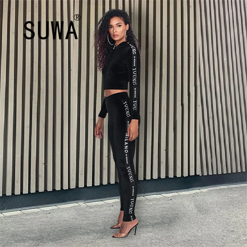 Комплект одежды для отдыха женский из двух предметов, укороченный топ с длинным рукавом и буквенным принтом сбоку, джоггеры, брюки, спортивн...
Комплект одежды для отдыха женский из двух предметов, укороченный топ с длинным рукавом и буквенным принтом сбоку, джоггеры, брюки, спортивн...