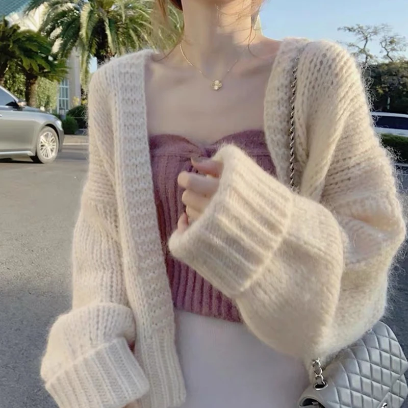 Women Autumn Batwing Long Sleeve Knitted Cardigan Solid Color Open Front Thicken Warm Sweater Coat Oversized Loose Jacket Outwea 
Women Autumn Batwing Long Sleeve Knitted Cardigan Solid Color Open Front Thicken Warm Sweater Coat Oversized Loose Jacket Outwea