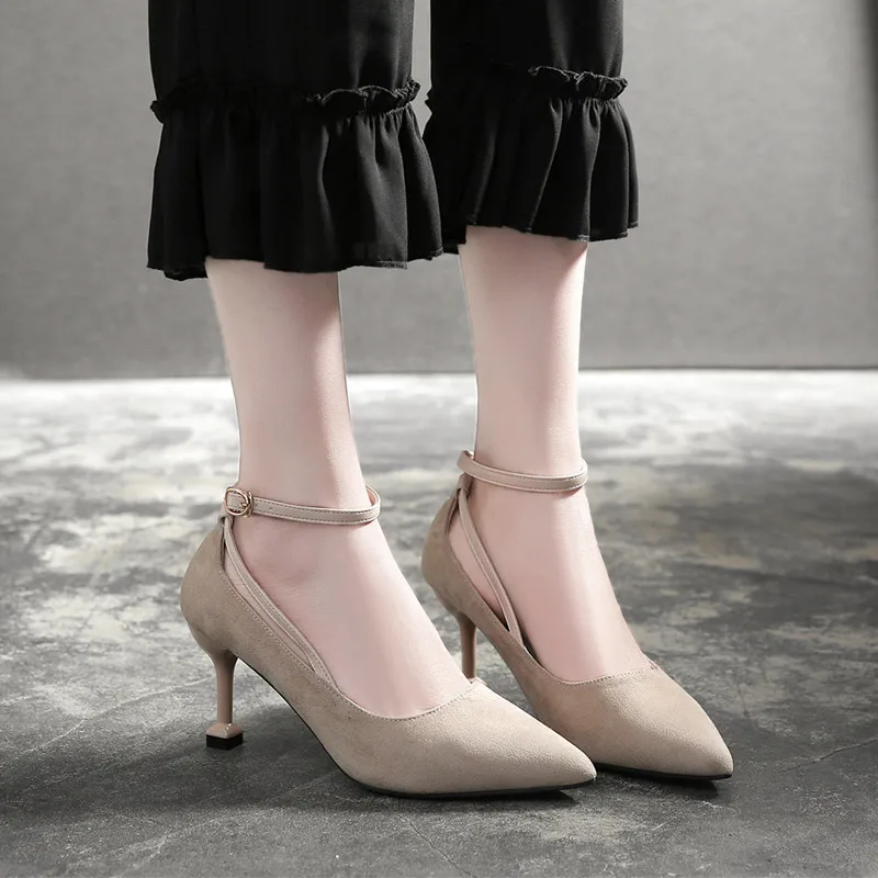 Women's shoes 2020 Suede Pointed-toe stiletto high-heeled shoes with buckle with cat and lace-up women shoes
Women's shoes 2020 Suede Pointed-toe stiletto high-heeled shoes with buckle with cat and lace-up women shoes