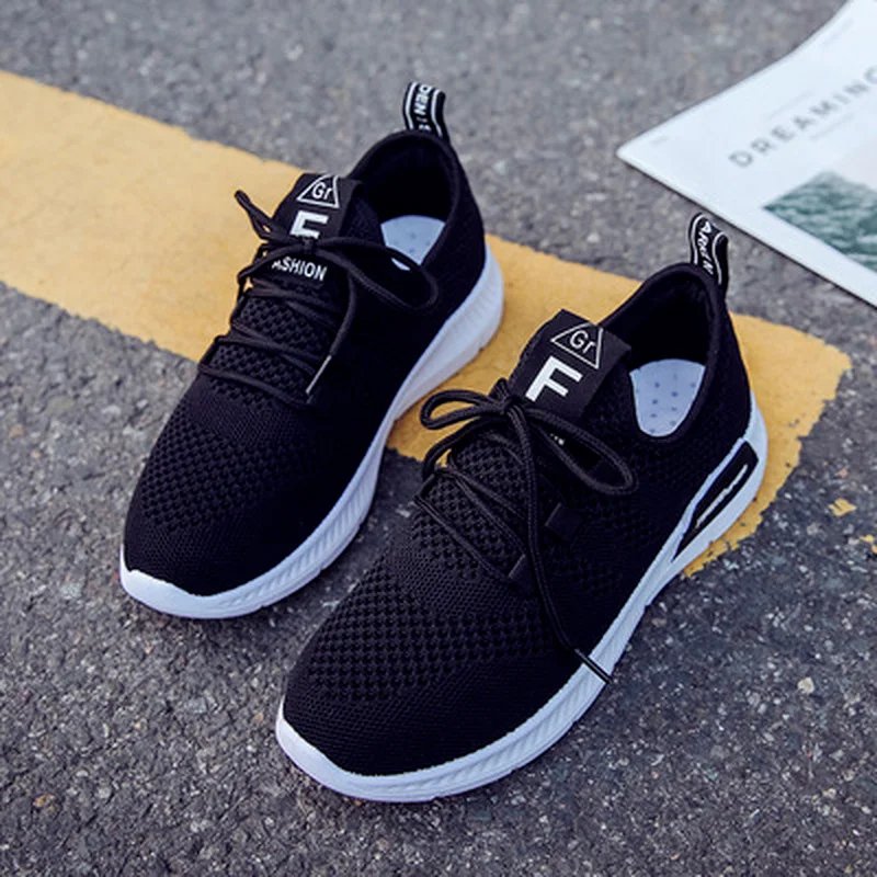 Light white shoes women's street clapping shoes running breathable sneakers women 2021 new student casual shoes
Light white shoes women's street clapping shoes running breathable sneakers women 2021 new student casual shoes