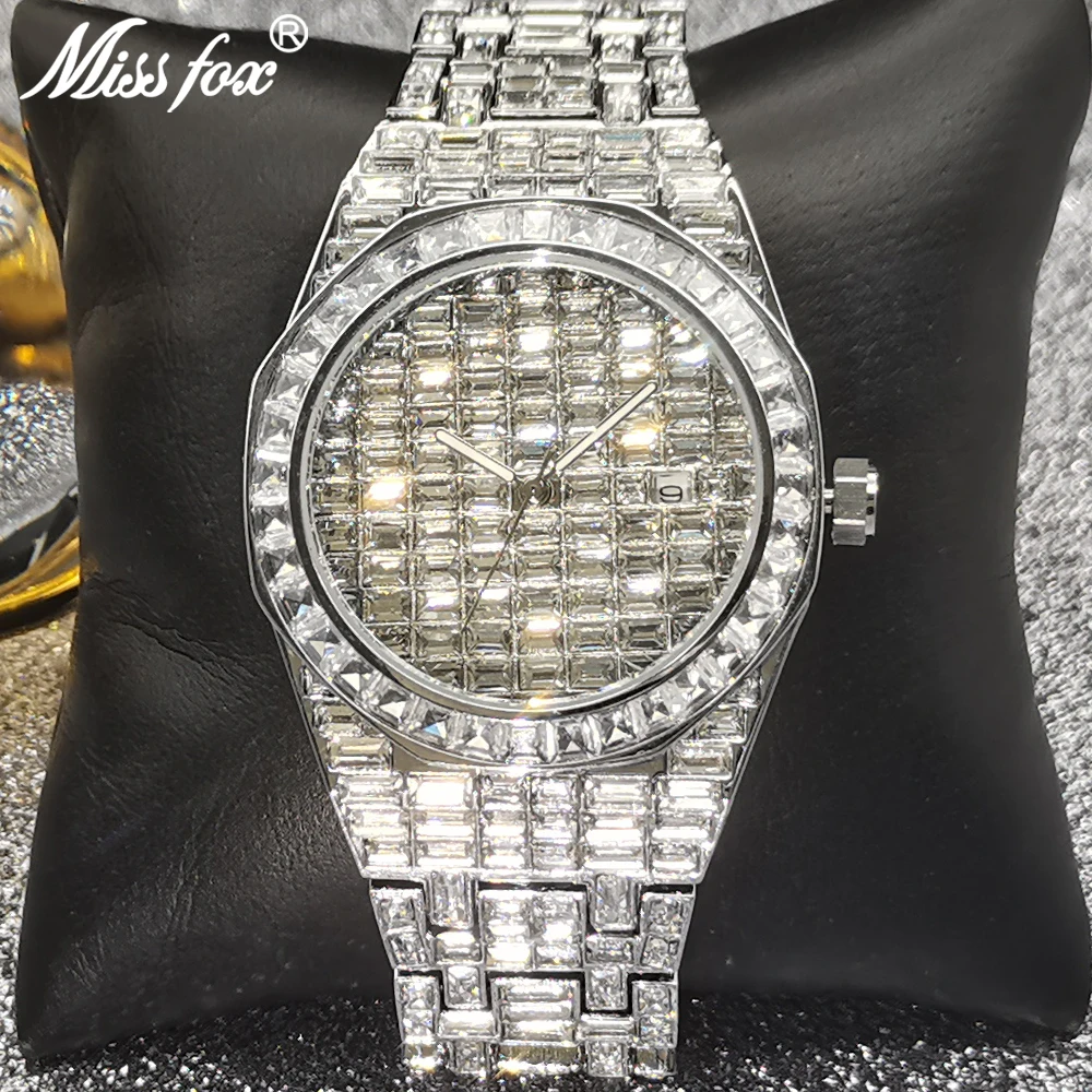 Hip Hop MISSFOX Iced Out Watch Men Silver Baguette Diamond Steel Mens Watches Auto Date Luxury Brand Dive Quartz AAA Wristwatch
Hip Hop MISSFOX Iced Out Watch Men Silver Baguette Diamond Steel Mens Watches Auto Date Luxury Brand Dive Quartz AAA Wristwatch
