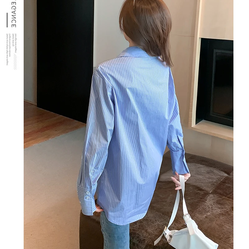 New 2021 Spring European Style Woman's Shirt Love Striped Female Tops Loose Women Blouse Long Sleeve Simple Clothing KN51
New 2021 Spring European Style Woman's Shirt Love Striped Female Tops Loose Women Blouse Long Sleeve Simple Clothing KN51