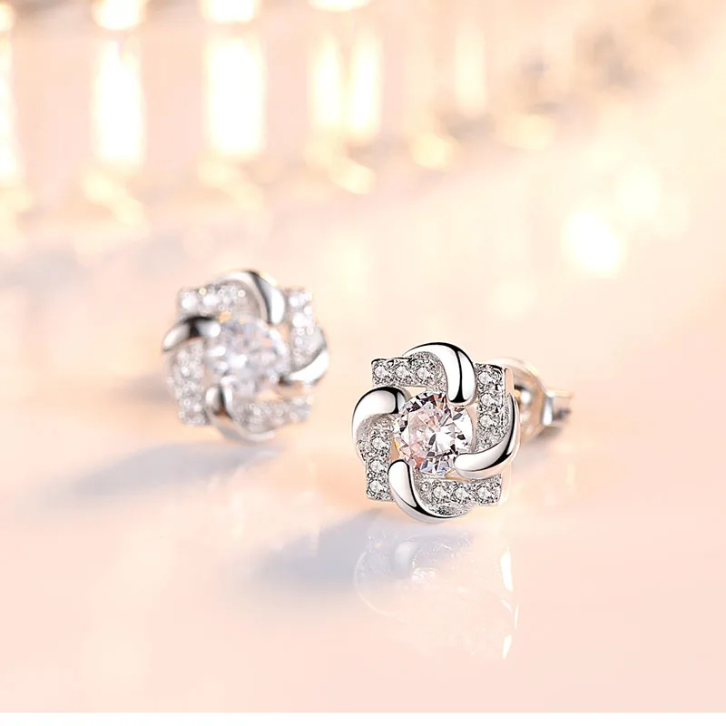 

Fashion vintage Crystal Four Leaves Clover frosted crystal Studs Earrings brincos Women Silver Color Wedding Earrings jewelry