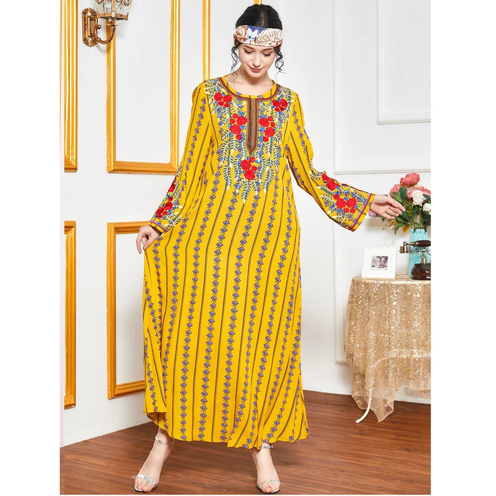 Turkish Dubai Muslim Women Embroidery Long Dress Ethnic Vintage Plus Size Printed Abaya Loose Maxi Robe Middle East Ramadan Gown
Turkish Dubai Muslim Women Embroidery Long Dress Ethnic Vintage Plus Size Printed Abaya Loose Maxi Robe Middle East Ramadan Gown