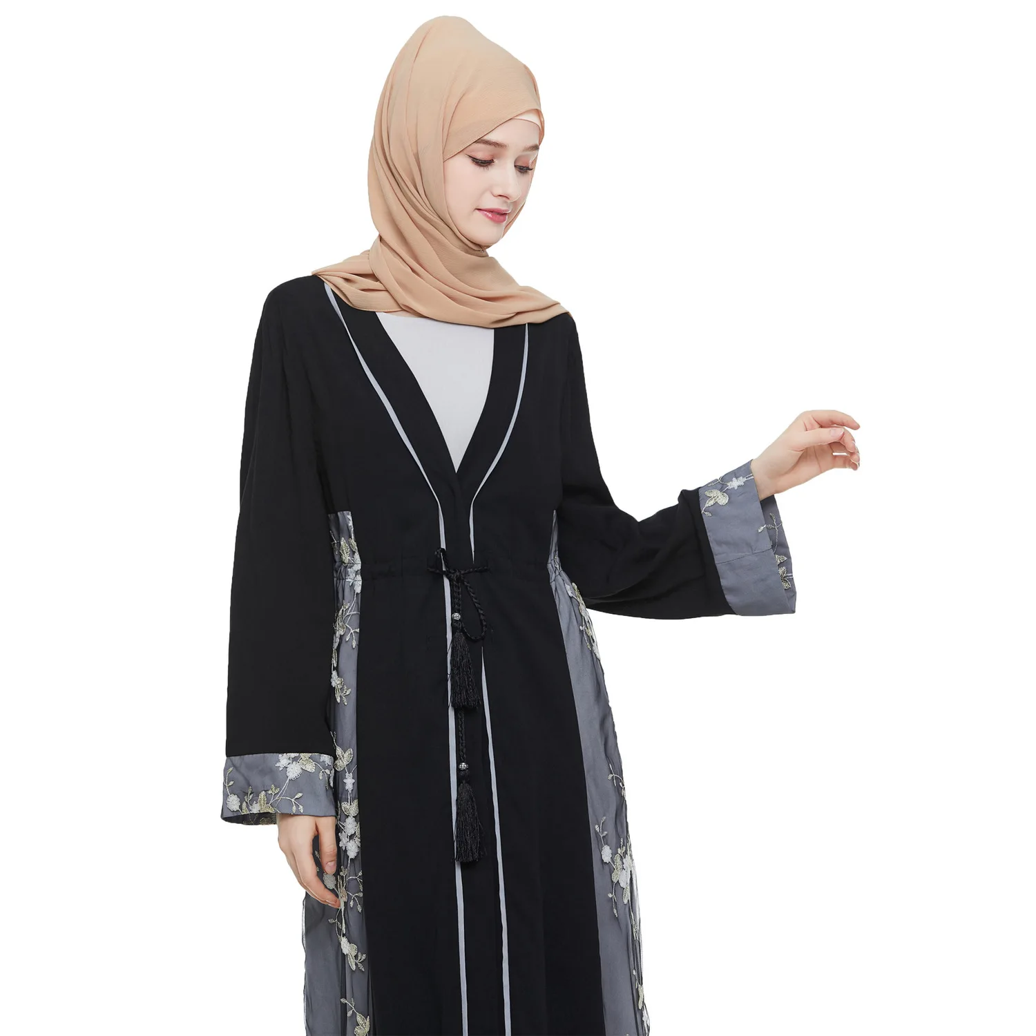 Elegant Muslim Embroidery Abaya Maxi Dress Cardigan Long Robe Gowns Kimono Jubah Ramadan Eid Arabic Dubai Caftan Islamic Prayer 
Elegant Muslim Embroidery Abaya Maxi Dress Cardigan Long Robe Gowns Kimono Jubah Ramadan Eid Arabic Dubai Caftan Islamic Prayer