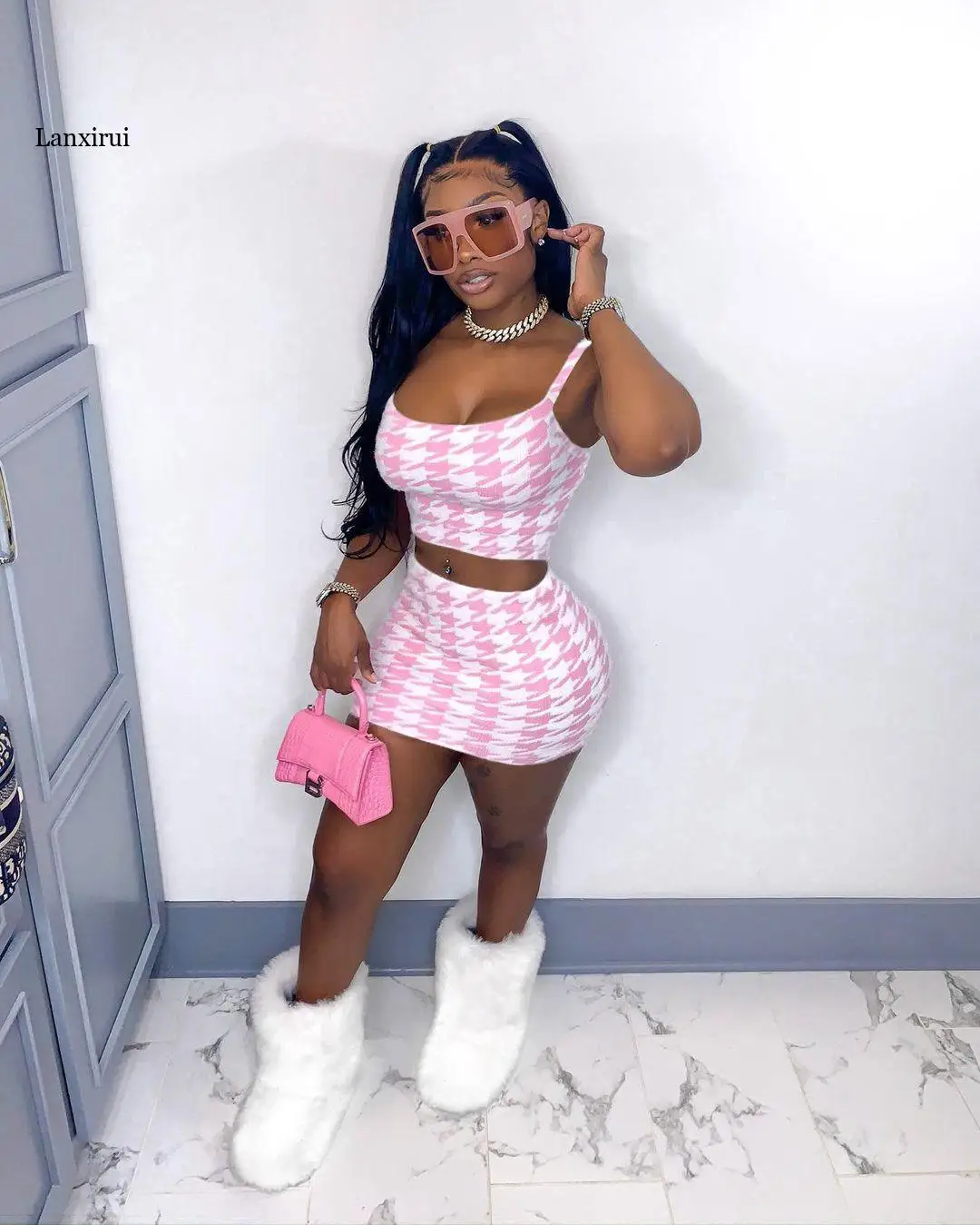 Skirt Suit Women's Houndstooth Strap Sexy Sweet Nightclub Style Open Back Short Skirt Pink Fluorescent Temperament commuting
Skirt Suit Women's Houndstooth Strap Sexy Sweet Nightclub Style Open Back Short Skirt Pink Fluorescent Temperament commuting