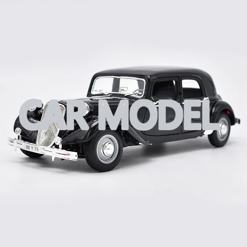 1:18 scale Alloy Toy Vehicles 1952 15CV vintage Car Model Of Children's Toy Cars Original Authorized Authentic Kids Toys
1:18 scale Alloy Toy Vehicles 1952 15CV vintage Car Model Of Children's Toy Cars Original Authorized Authentic Kids Toys