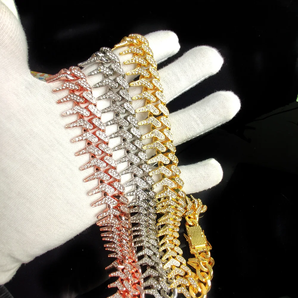 Full AAA+ Iced Out 20MM Bling Heavy Cuban Thorns Link Chain Crystal Pave Men's Bracelets Necklaces Men Jewelry
Full AAA+ Iced Out 20MM Bling Heavy Cuban Thorns Link Chain Crystal Pave Men's Bracelets Necklaces Men Jewelry