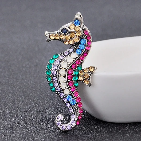 Funny Seahorse Brooch Multi-color Sea Animal Pins Beach Jewelry Summer Brooches for Women Coat Dress Pins Gift
Funny Seahorse Brooch Multi-color Sea Animal Pins Beach Jewelry Summer Brooches for Women Coat Dress Pins Gift