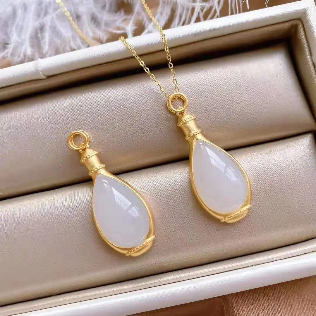 S925 Sterling Silver Jade Gourd Pendant Female Hetian Jade Vintage Necklace Female Palace Style Chinese Style Natural White JadJ
S925 Sterling Silver Jade Gourd Pendant Female Hetian Jade Vintage Necklace Female Palace Style Chinese Style Natural White JadJ