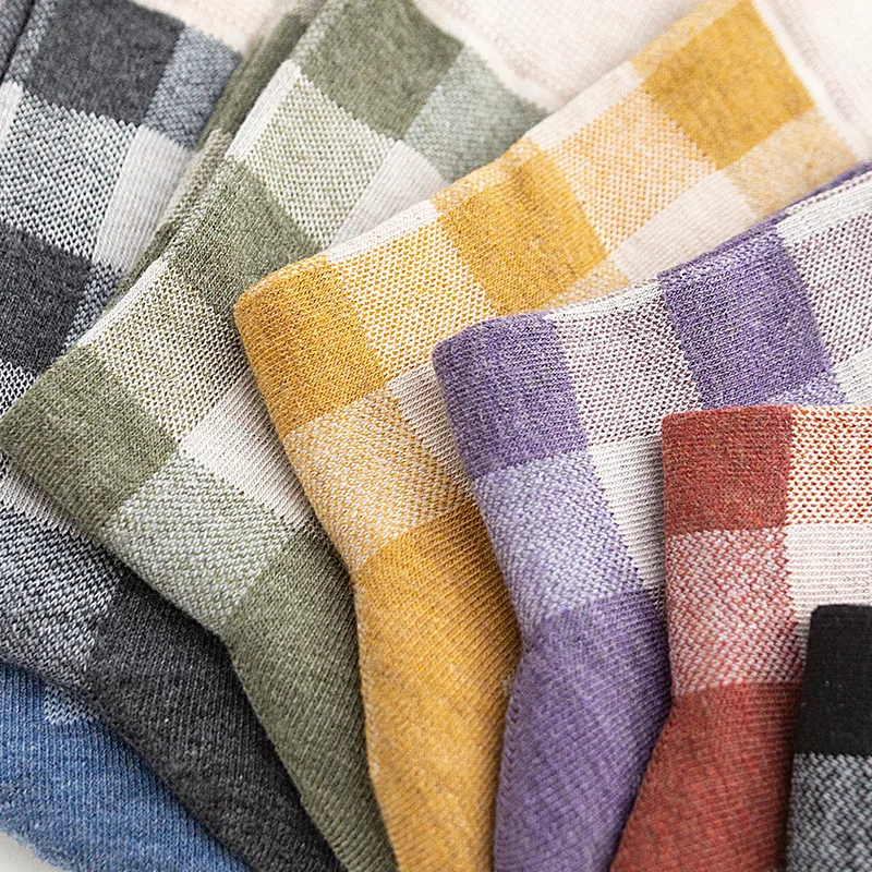 Women's socks autumn and winter Japanese college style ladies check color matching medium tube socks street wild socks
Women's socks autumn and winter Japanese college style ladies check color matching medium tube socks street wild socks