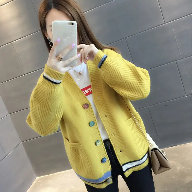 Casual sweater jacket women's short 2020 spring and autumn new women's Korean style loose knit cardigan
Casual sweater jacket women's short 2020 spring and autumn new women's Korean style loose knit cardigan