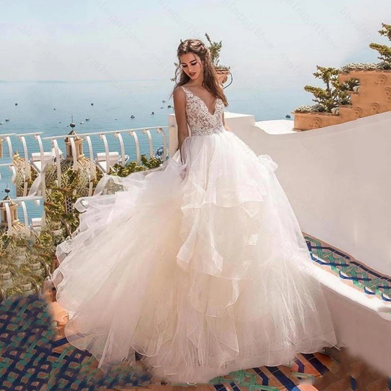 MNGRL Simple Retro V-neck Sleeveless White Lace 3D Flower Bridal Dresses Fluffy Skirt Backless Plus Size Wedding Gown
MNGRL Simple Retro V-neck Sleeveless White Lace 3D Flower Bridal Dresses Fluffy Skirt Backless Plus Size Wedding Gown
